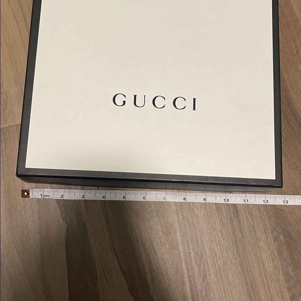 Authentic Gucci White Box - Picture 6 of 12